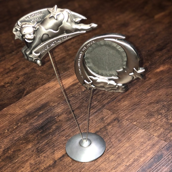 Pewter Hey Diddle Diddle Baby Picture Frame Cow Moon frame on wire pedestal CUTE - Picture 2 of 11